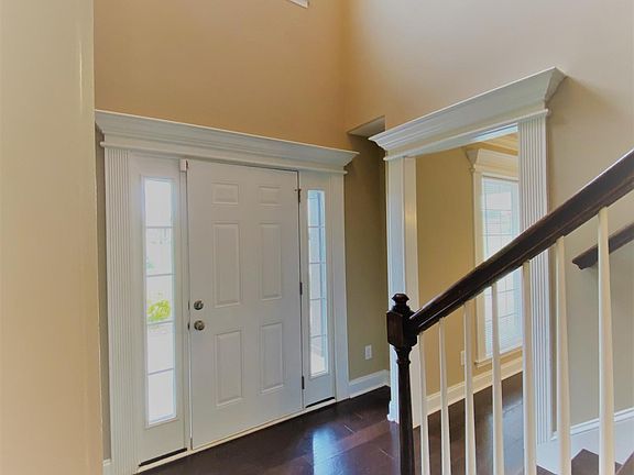 3rd image of 1618 Millstone Dr