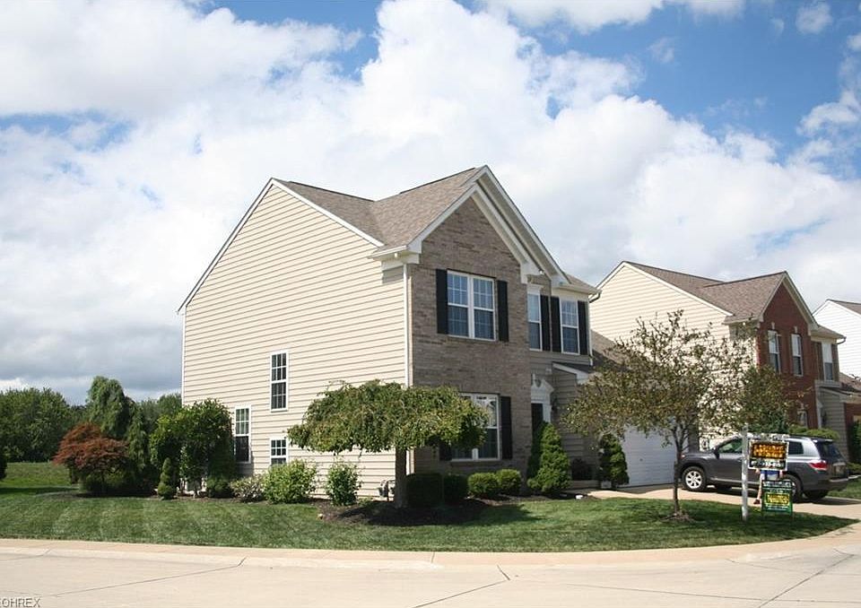 1st image of 752 Horseshoe Way