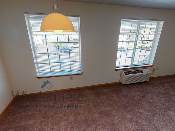 3rd image of 1821 Plaza Way #68