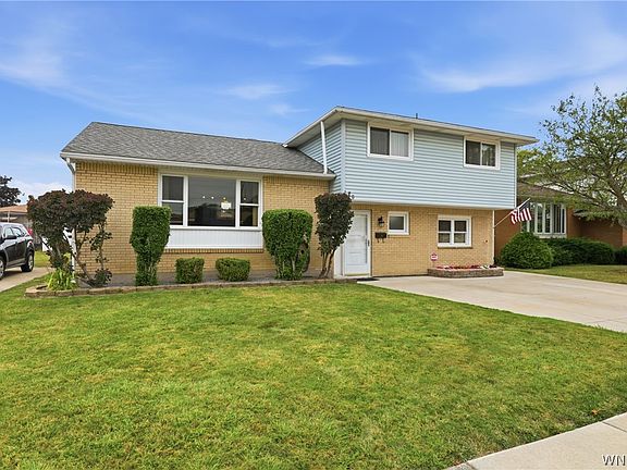 3rd image of 29 Rosemead Ln