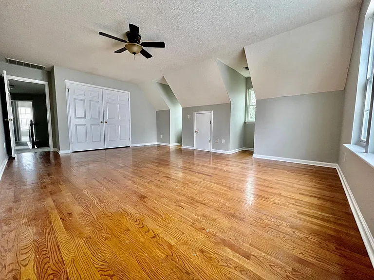 5311 Creft Cir — Photo 16