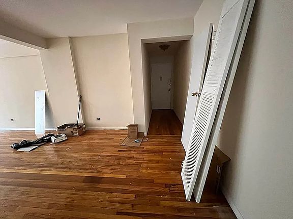 3rd image of 36 Hamilton Ave #88K