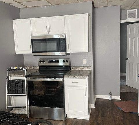 5th image of 13623 Main St #3