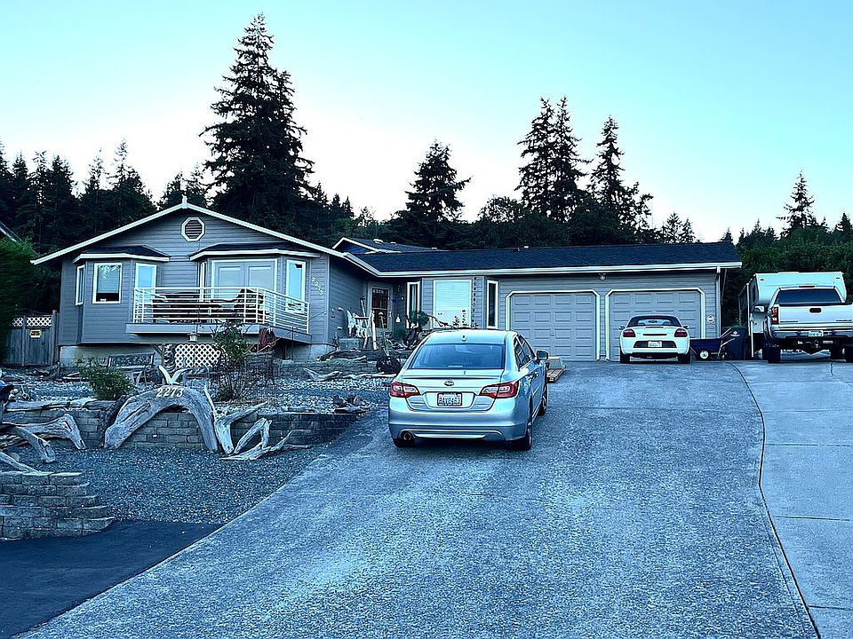 2nd image of 2273 Cove Dr