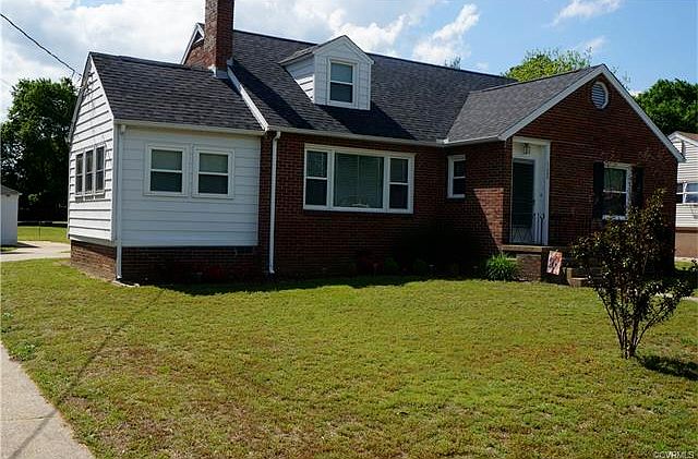 1st image of 21500 Warren Ave