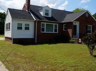 21500 Warren Ave, South Chesterfield, VA 23803