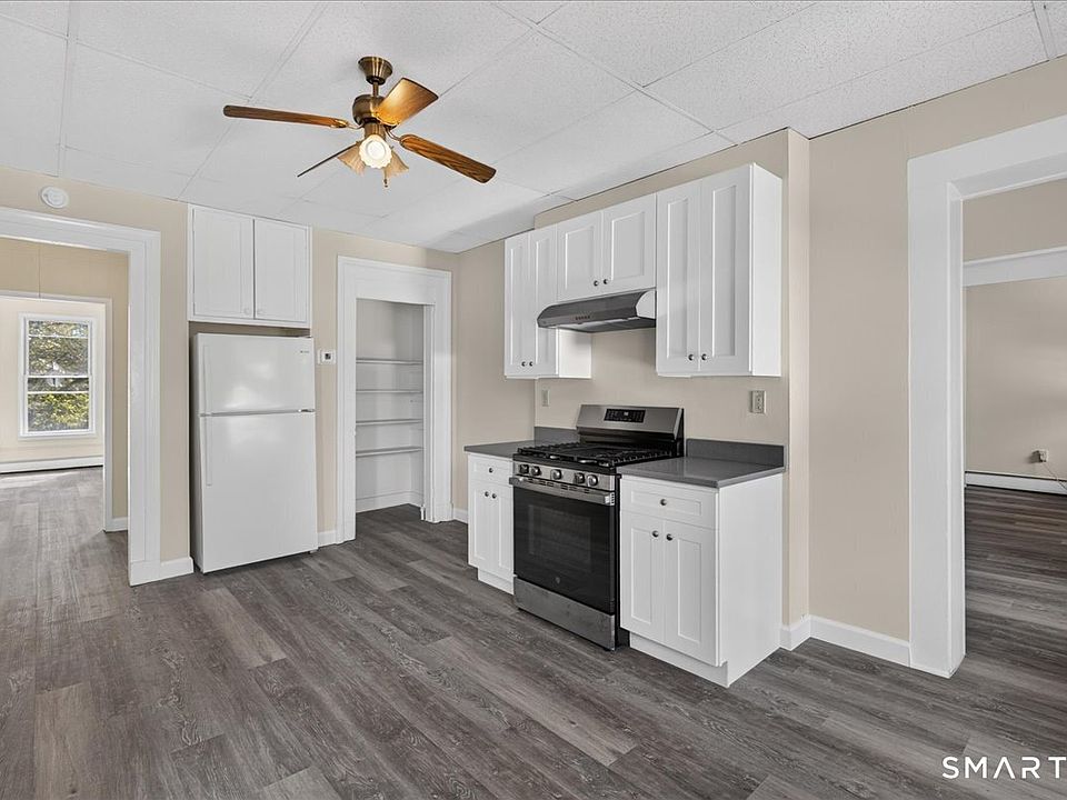1st image of 121 Wooster St APT 2