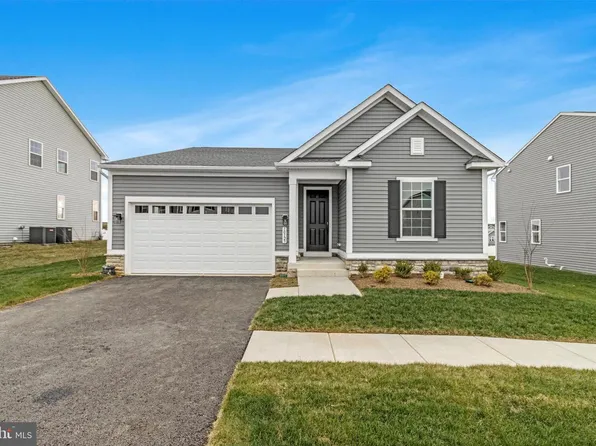 10123 Wilkes Dr, Williamsport, MD 21795