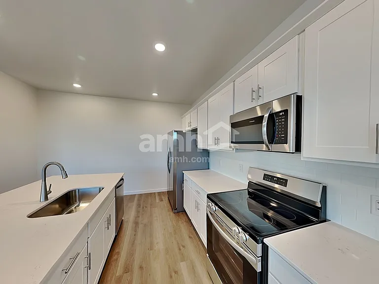 26132 E Calhoun Cir — Photo 3