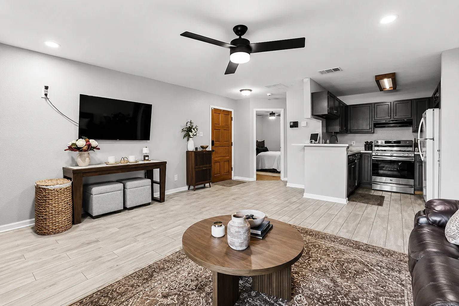 1 bed, 663 sqft, $1,050 — Photo 1