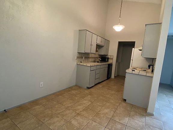 4th image of 509 N Dover Ave APT A