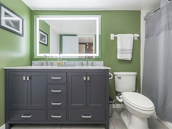5th image of 104 Royal Park Drive #1D