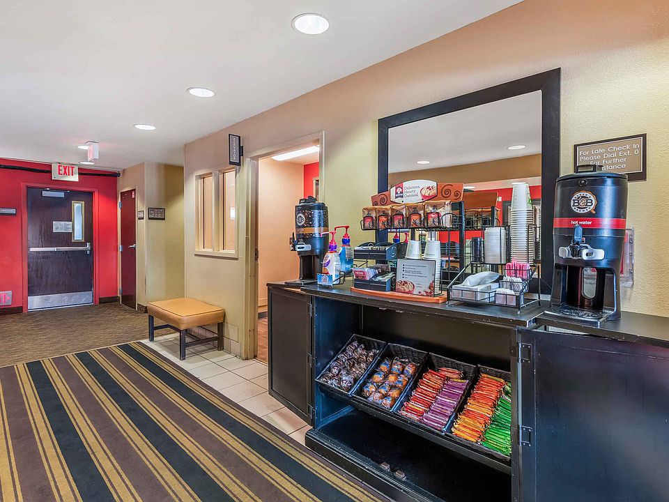 Free Grab-and-Go Breakfast
