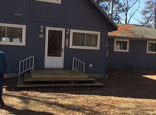 6522 Beach Rd, Johannesburg, MI 49751