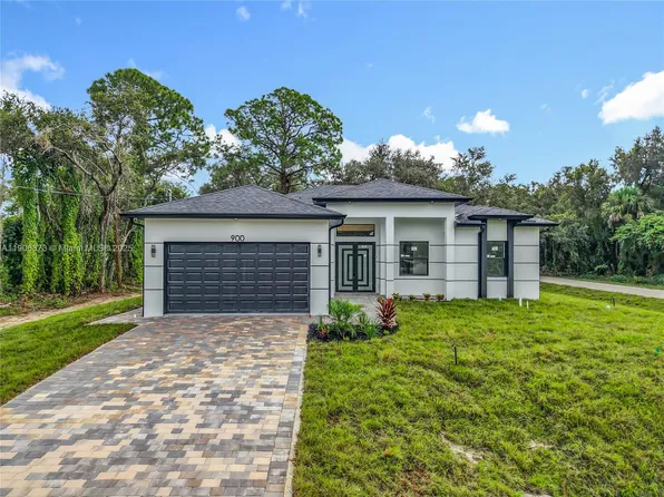 900 Sheldon Ave, Lehigh Acres, FL 33936