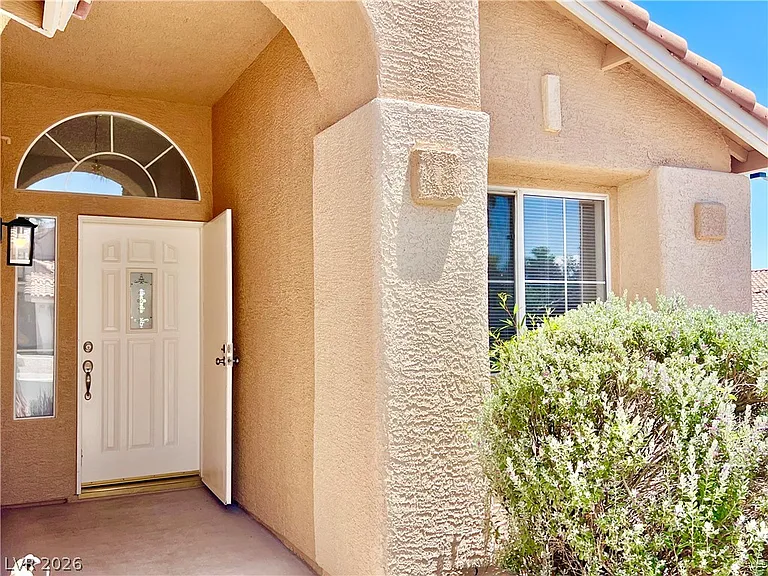 9708 Ridge Creek Pl — Photo 5
