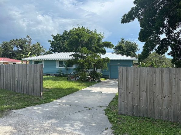 1808 Tulip Dr