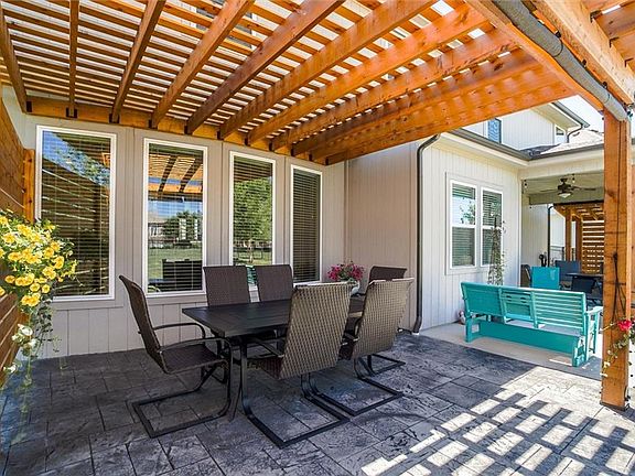 3rd image of 12880 N Foxglove Cir