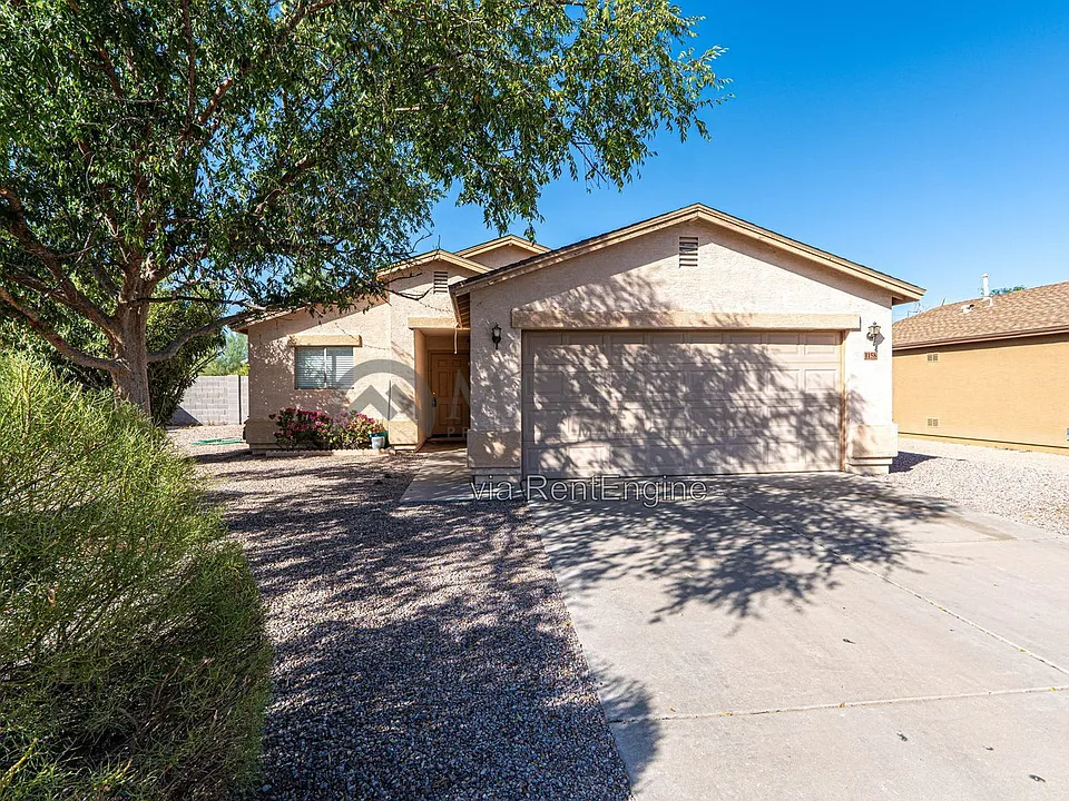 1158 E Silversmith Trl
