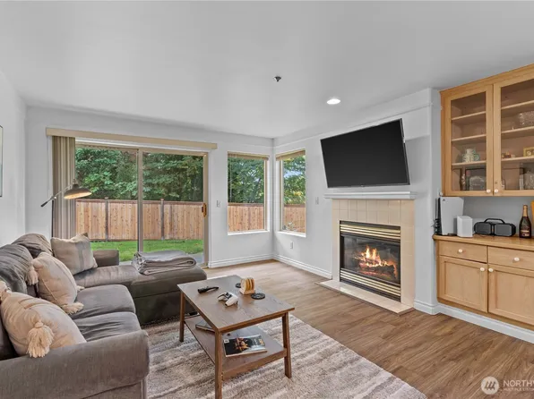 15335 Sunwood Boulevard #C104, Tukwila, WA 98188