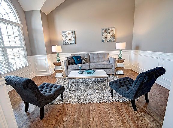 3rd image of 5631 Bergamot Ct