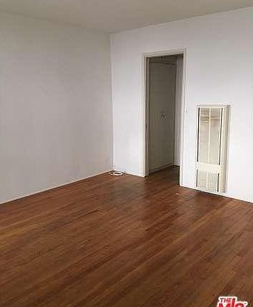2nd image of 139 Hollister Ave APT 2