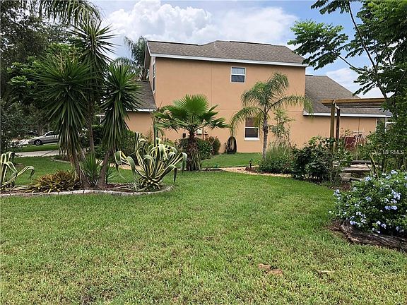3rd image of 2182 Mallory Cir