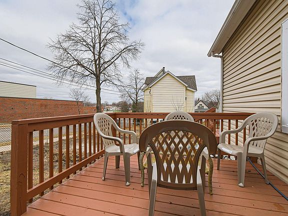 2nd image of 236 Lawson Ave W