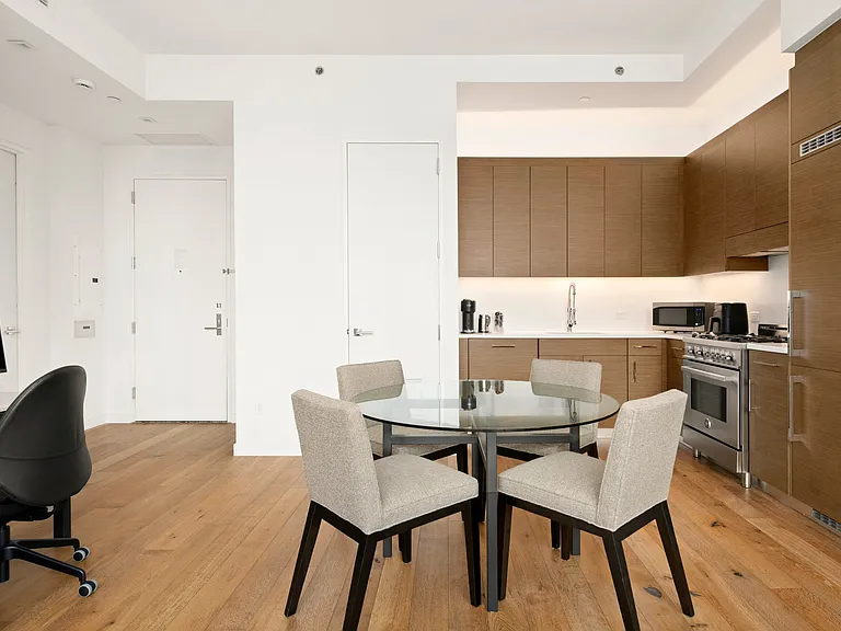325 Lexington Ave #20A — Photo 5