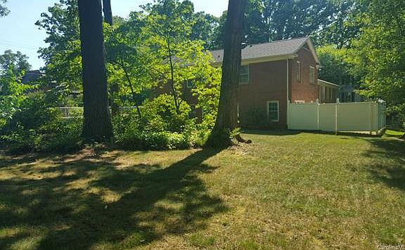 4th image of 963 Sherwood Ln