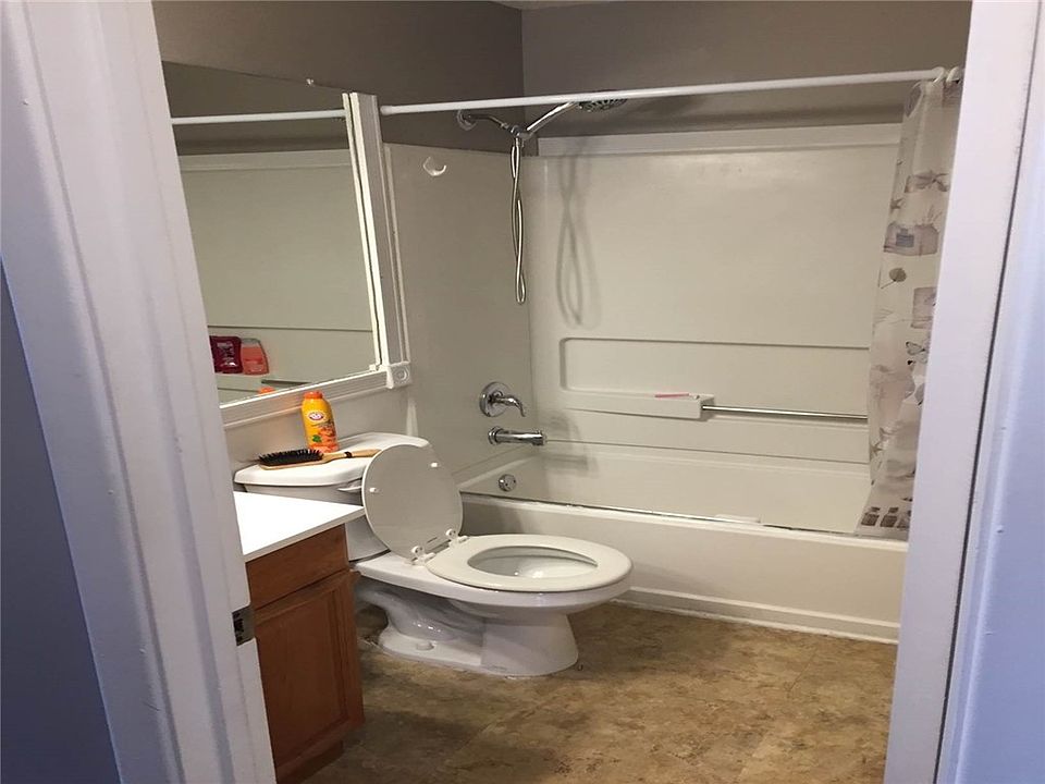 1st image of 220 Elm St APT 331