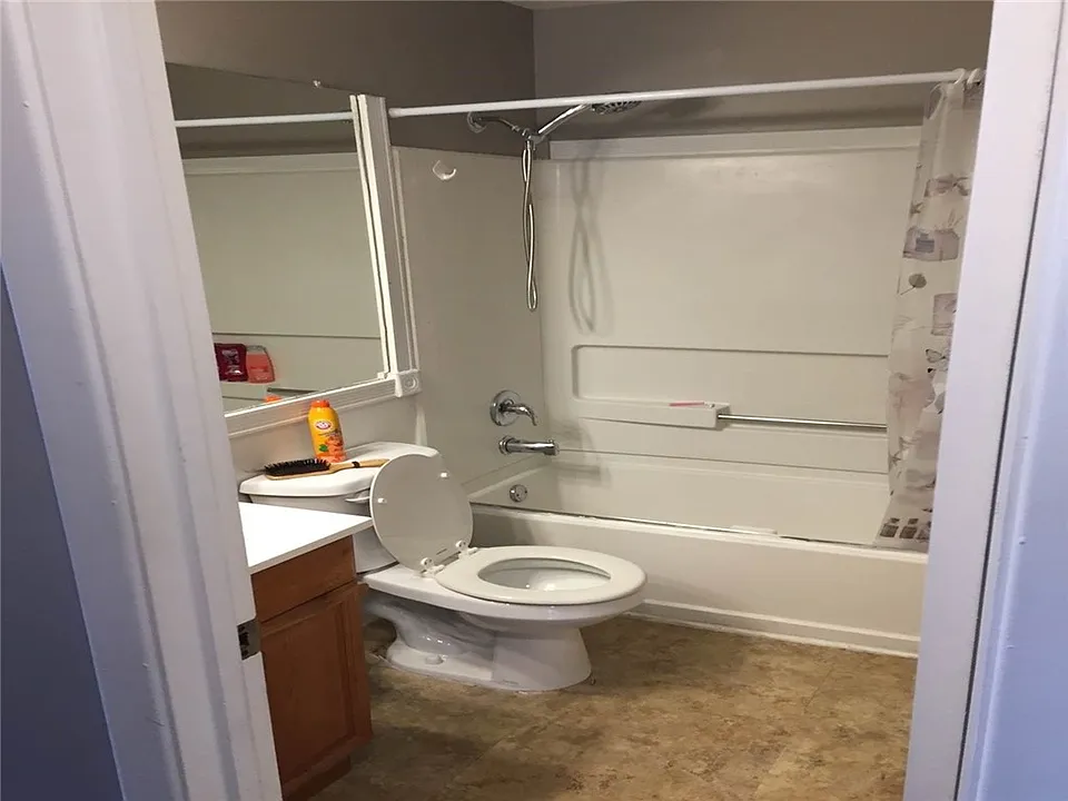 220 Elm St #331