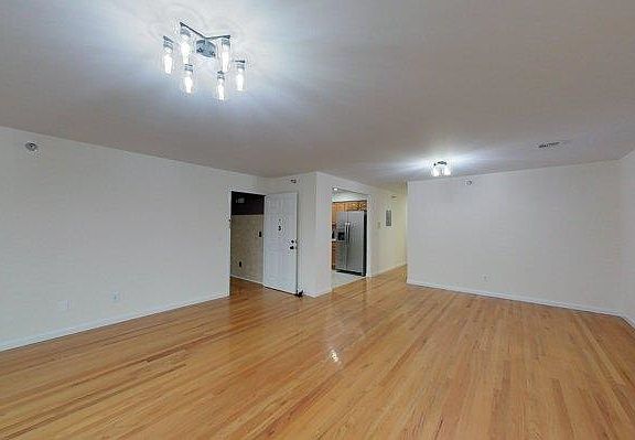 2nd image of 75 Jabez St Floor 3
