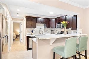 5th image of 131 Fordson Ave APT 3