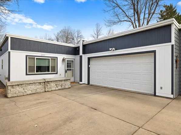 2095 17th St W APT 2, Billings, MT 59102