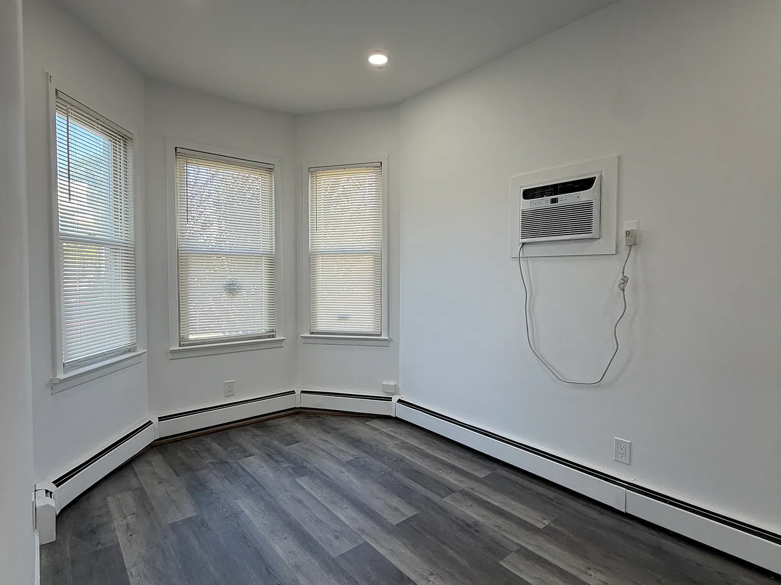 1 bed, $1,750 — Photo 4