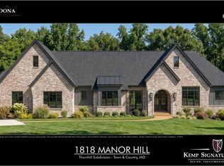 1818 Manor Hill Rd, Saint Louis, MO 63131