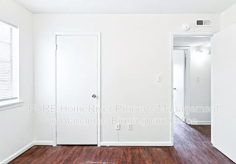 8017 1st Ave S — Photo 3
