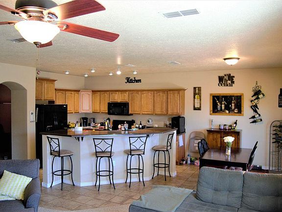 4th image of 1816 Hali Ln #001