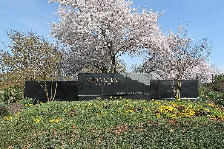 Lowes Island Entrance