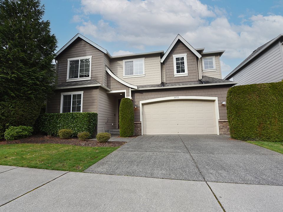 Attached 2-car garage