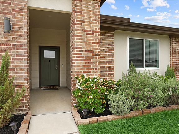 2nd image of 29806 Wildcat Way