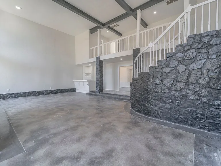 3120 Shadybrook Dr — Photo 14
