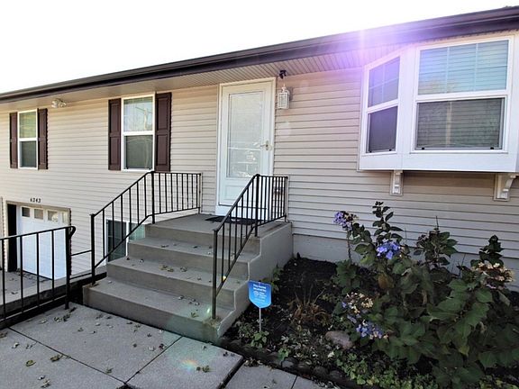 2nd image of 6343 Holdrege St