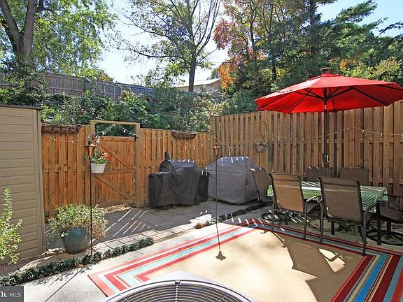 5th image of 6323 Teakwood Ct