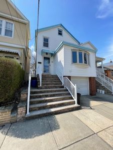94 W 43rd St, Bayonne, NJ, 07002