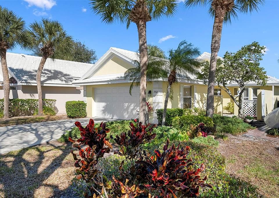 1st image of 732 Brightside Crescent Dr #17