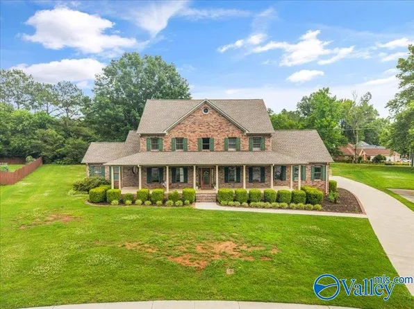 2993 Elk Meadows Dr SE, Brownsboro, AL 35741