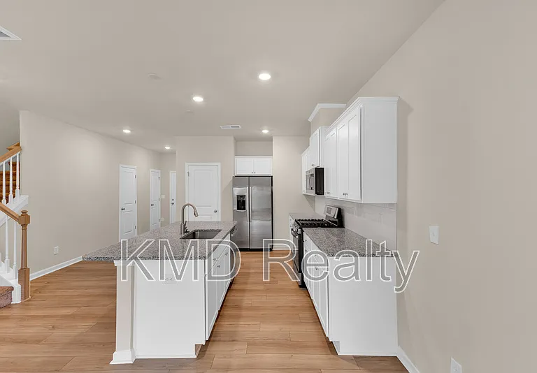 2777 Yeager Dr — Photo 4