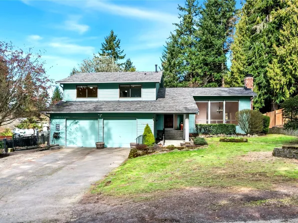 7900 NE Forest Ridge Lane, Bremerton, WA 98311